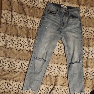 DAZE Women's Light Blue Distressed Jeans